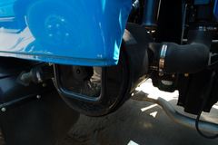 一汽通用 小解放 120马力 4X2 4.7米排半栏板载货车(CA1051K26L4R5-3)