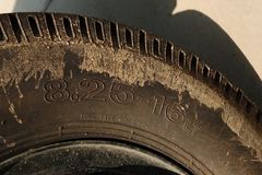 一汽通用 小解放 120马力 4X2 4.7米排半栏板载货车(CA1051K26L4R5-3)