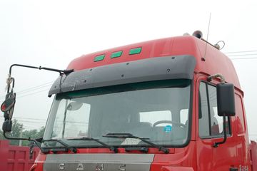 华菱M5&nbsp;牵引车外观                                                图片