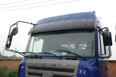 华菱重卡 290马力 4X2 牵引车(高顶双卧铺)(HN4180P35C4M3)