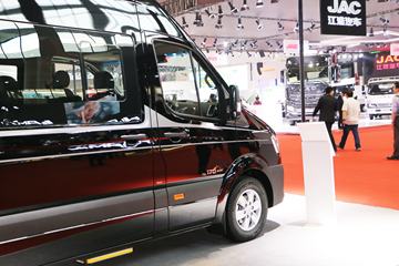 2017�� �Ĵ��ִ� SOLATI 170���� 15�� �Զ�MPVͼƬ