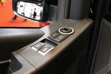 2017�� �Ĵ��ִ� SOLATI 170���� 15�� �Զ�MPVͼƬ