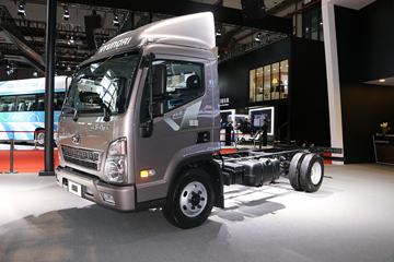 现代商用车 盛图H1 129马力 4.17米单排栏板轻卡底盘(CHM1041GDC33V)