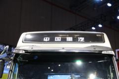 中国重汽 HOWO T7H 重卡 430马力 6X4 LNG牵引车(ZZ4257V384HE1LB)