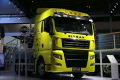 中国重汽 汕德卡SITRAK C7H重卡 540马力 6X4自动挡牵引车(AMT手自一体)(ZZ4256V324HE1B)