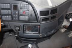 福田 欧曼EST 6系重卡 超级卡车 奔驰版 430马力 4X2 AMT自动挡牵引车