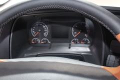 福田 欧曼EST 6系重卡 超级卡车 奔驰版 430马力 4X2 AMT自动挡牵引车