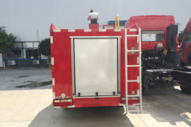 东风凯普特底盘&nbsp;消防车外观图片