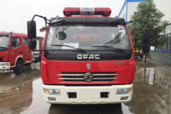 东风 多利卡D7 124马力 4X2 水罐消防车(程力威牌)(HXF5100GXFSG35/D)