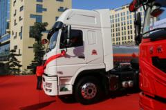 东风华神 T7重卡 460马力 6X4牵引车(EQ4250GLV)