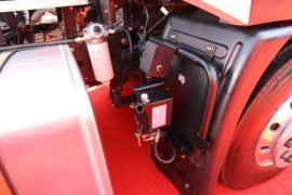 华神T7&nbsp;牵引车底盘                                                图片