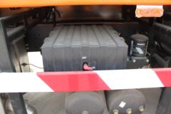 陕汽康明斯 德龙X3000 加强版 385马力 8X4 8米自卸车(SX33106C406) 陕汽康明斯 德龙X3000 加强版 385马力 8X4 8米自卸车(SX33106C406)