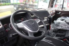 江淮 格尔发K5重卡 240马力 6X2 9.5米厢式载货车底盘(HFC1251P2K3D54S2V)