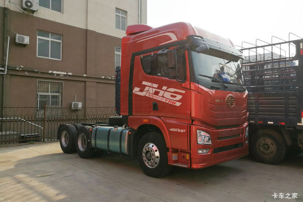 青岛解放 JH6重卡 460马力 6X4牵引车(CA4250P25K2T1E5A)