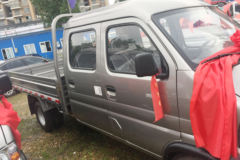 现代商用车(原四川现代) 瑞宝 1.3L 87马力 汽油 2.6米双排栏板微卡(双后胎)(CNJ1030RS30SV)