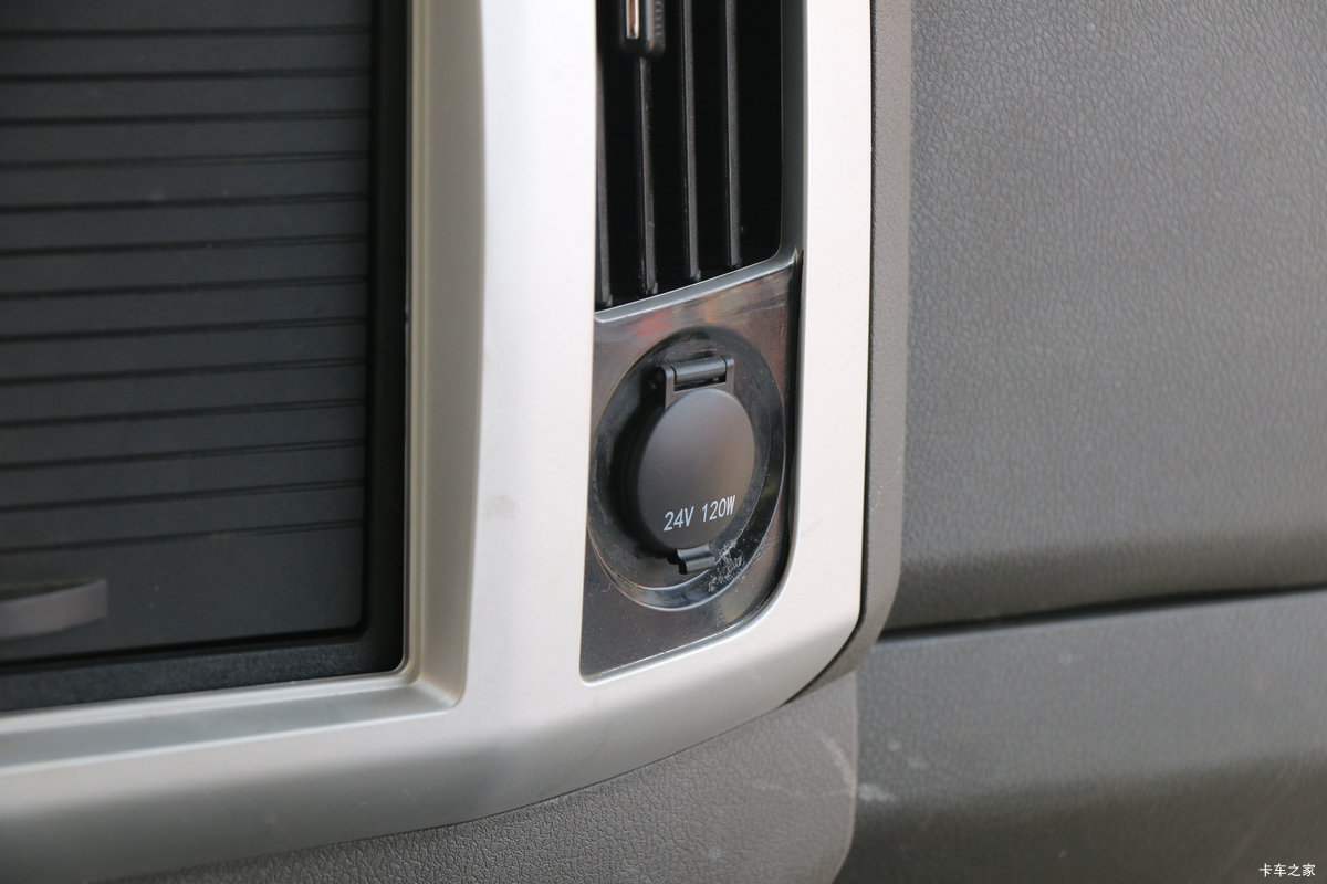 ��� J6F 3.75�׵��Ŵ��綯��ʽ�Ῠ120kWh����