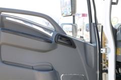 唐骏欧铃 K3系列 117马力 3.88米排半栏板轻卡(ZB1040JPD6V)