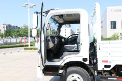 唐骏欧铃 K7系列 143马力 4.1米单排栏板轻卡(ZB1040UDD6V)