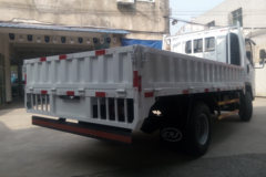 四川现代 瑞越 115马力 3.8米排半栏板轻卡(CNJ1041ZDB33M)