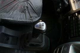 唐骏T6&nbsp;载货车驾驶室                                               图片