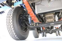 唐骏欧铃 T6系列 185马力 6.75米排半栏板载货车(ZB1250UPQ2V)