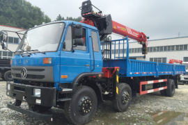 特商底盘&nbsp;随车吊外观图片