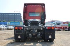 中国重汽 斯太尔D7B重卡 380马力 6X4牵引车(高顶)(ZZ4253N3241E1BN)
