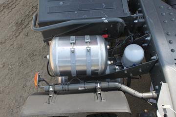 �й����� ˹̫��D7B�ؿ� 380���� 6X4ǣ����(�߶�)(ZZ4253N3241E1BN)ͼƬ