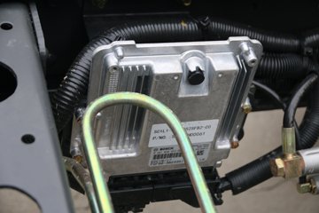 �������� ����L3 160���� 4X2 5.2�׵�����ʽ�Ῠ����(LZ5080XXYL3AB)ͼƬ