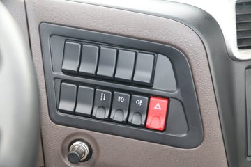 �������� ����L3 160���� 4X2 5.2�׵�����ʽ�Ῠ����(LZ5080XXYL3AB)ͼƬ