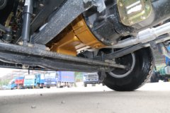东风柳汽 乘龙L3 160马力 4X2 5.2米单排厢式轻卡底盘(LZ5080XXYL3AB)