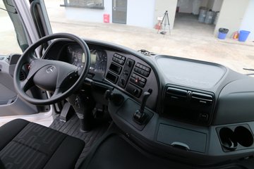 ���� Actros�ؿ� 440���� 6X2ǣ����(�ͺ�2644LS)ͼƬ