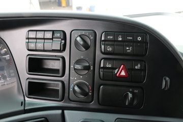 ���� Actros�ؿ� 440���� 6X2ǣ����(�ͺ�2644LS)ͼƬ