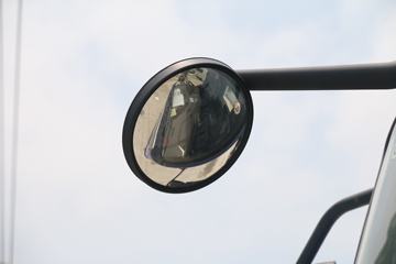 �������� ����L3 160���� 4X2 6.2���Ű������ػ�������(LZ1121M3AB)ͼƬ