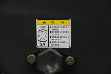 �������� ����L3 160���� 4X2 6.2���Ű������ػ�������(LZ1121M3AB)ͼƬ