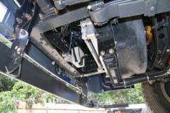 东风柳汽 乘龙L3 160马力 4X2 6.2米排半栏板载货车底盘(LZ1121M3AB)