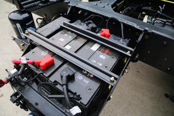  ³M3п 185 4X2 8.3ʽػ(LZ5180XXYM3AB)ͼƬ
