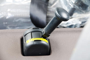 �������� �³���M3�п� 185���� 4X2 8.3����ʽ�ػ�������ͼƬ