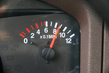 �������� �³���M3�п� 185���� 4X2 8.3����ʽ�ػ�������ͼƬ