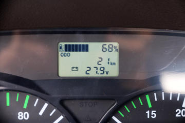 �������� �³���M3�п� 185���� 4X2 8.3����ʽ�ػ�������ͼƬ