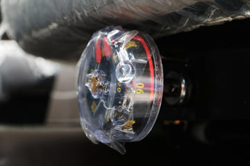 �������� �³���M3�п� 185���� 4X2 8.3����ʽ�ػ�������ͼƬ