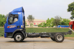 东风柳汽 乘龙L3 160马力 4.2米单排轻卡底盘(LZ1041L3AB)