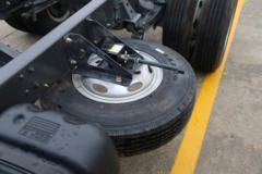 东风柳汽 乘龙L3 160马力 4.2米单排轻卡底盘(LZ1041L3AB)