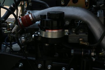 �й�����HOWO G5X�п� 210���� 6.2���Ű���ʽ�ػ�������(ZZ5167XXYG471DE1A)ͼƬ