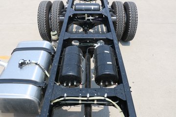 �й�����HOWO G5X�п� 210���� 6.2���Ű���ʽ�ػ�������(ZZ5167XXYG471DE1A)ͼƬ