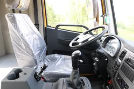 漢風XG1M(原漢風G5)&nbsp;随车吊驾驶室图片