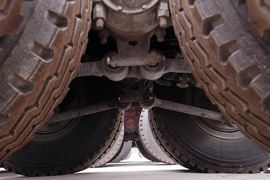 新大康&nbsp;自卸车底盘                                                图片