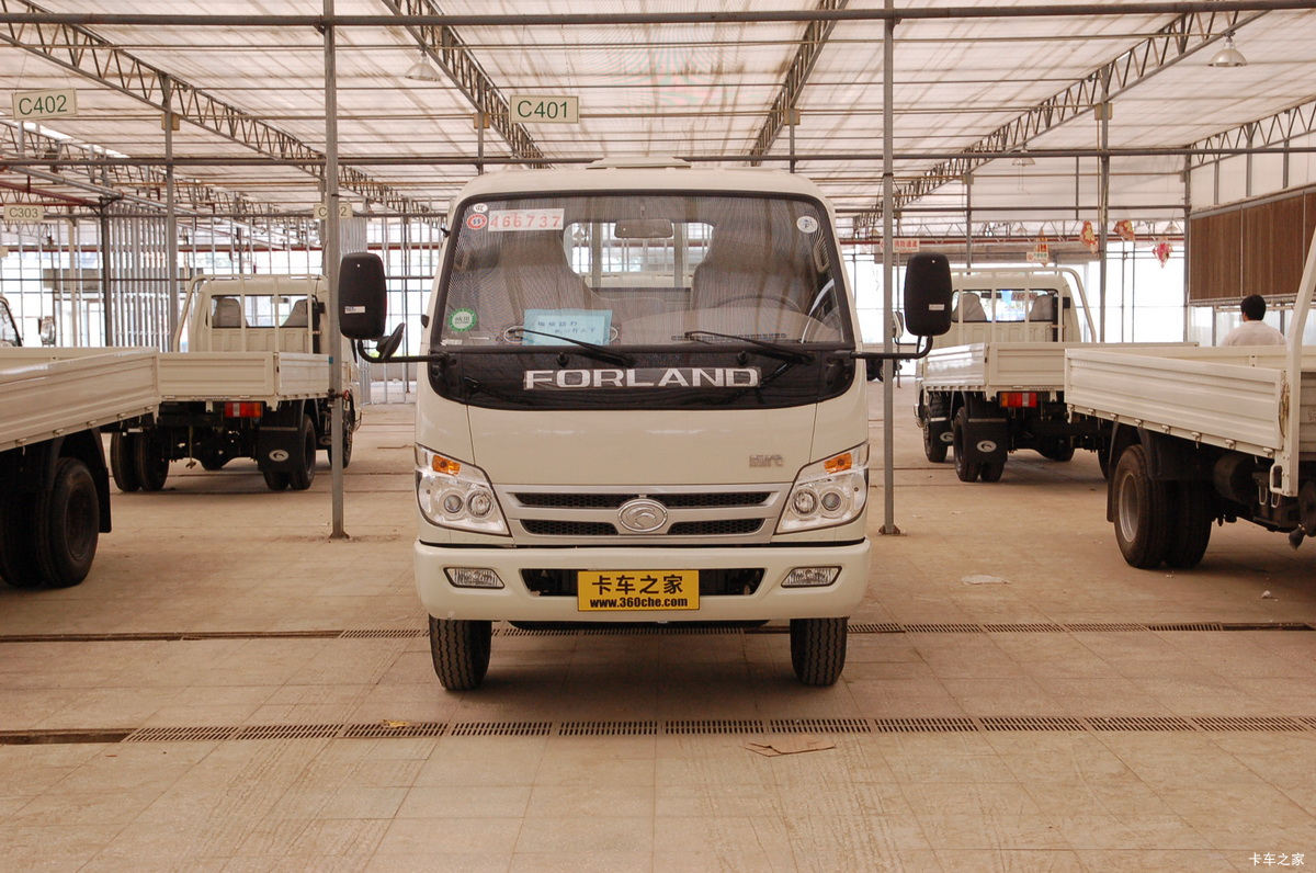 时代领航Ⅱ 95马力 4.25米单排栏板轻卡