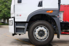 青岛解放 龙VH中卡 220马力 4X2 9.65米厢式载货车底盘(CA5189XXYPK2L7E5A80)