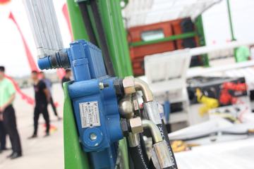 ���Ͽ��� U290�ؿ� 290���� 6X2 ��������˳�ͼƬ